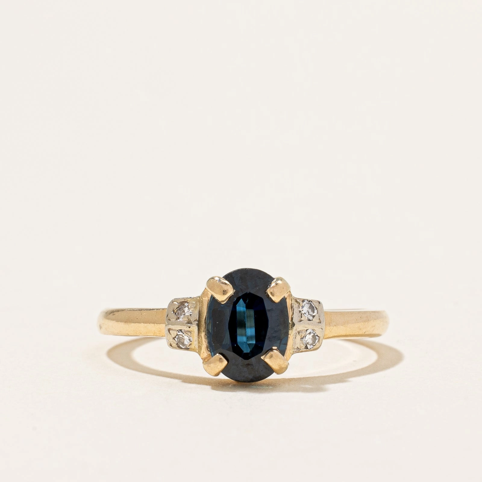 Dreamy Mood Blue Sapphire & Diamond Ring | 1.00ct, 0.04ctw | SZ 5.5 |