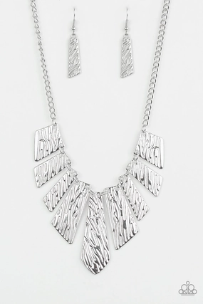 Paparazzi Accessories ? Texture Tigress - Silver Necklace?Flat Rate Ship $4.50? Trend Mood Seasonal Present