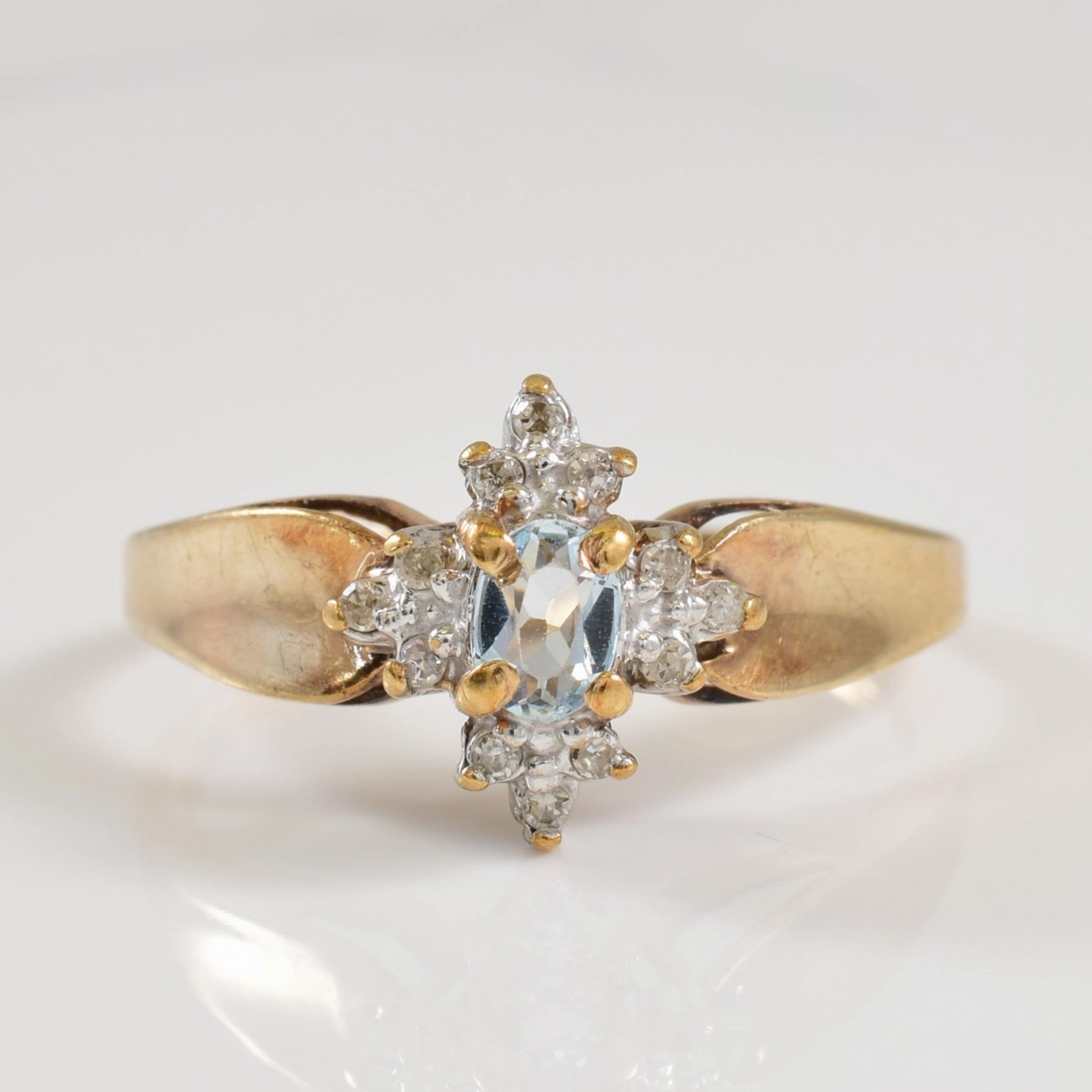 Aquamarine & Diamond Tapered Shank Ring | 0.14ct, 0.06ctw | SZ 6.5 | Refined Element