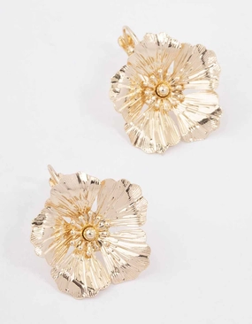 Minimalist Appearance Gold Textured Flower Hoop Earrings