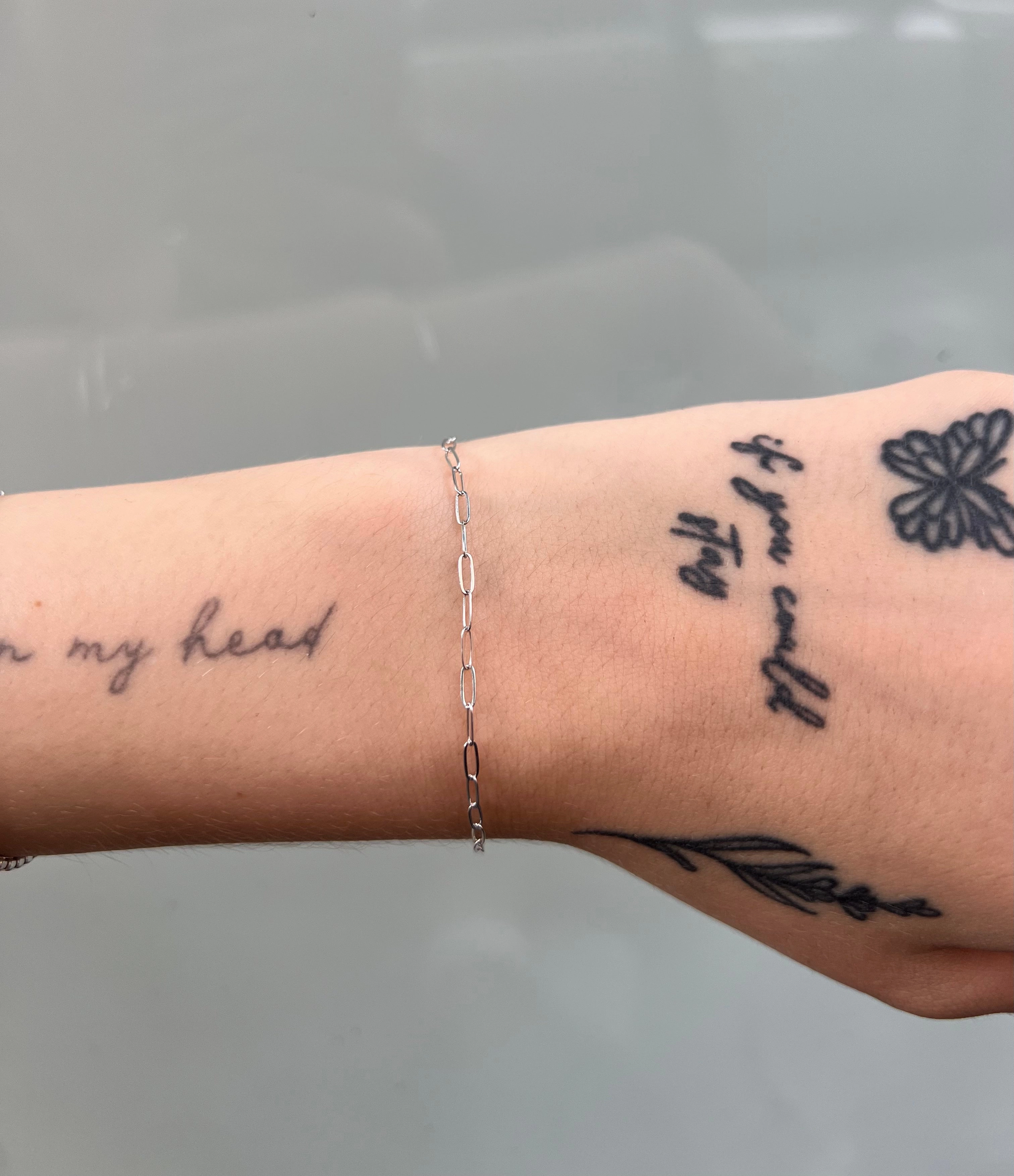 Paperclip (White Gold) Expressive Style