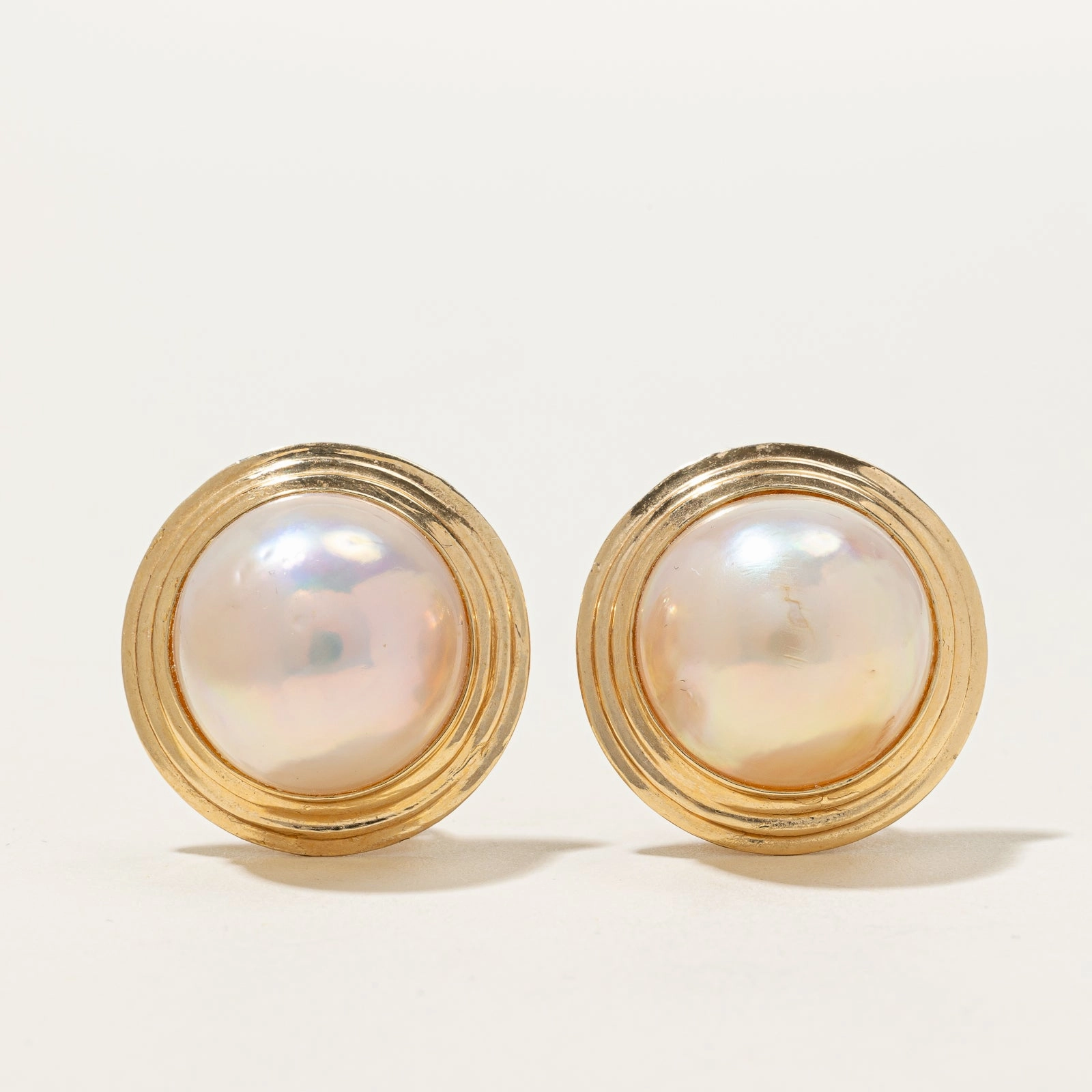 Classic Piece Perfect Gift Mab?? Pearl Button Earrings