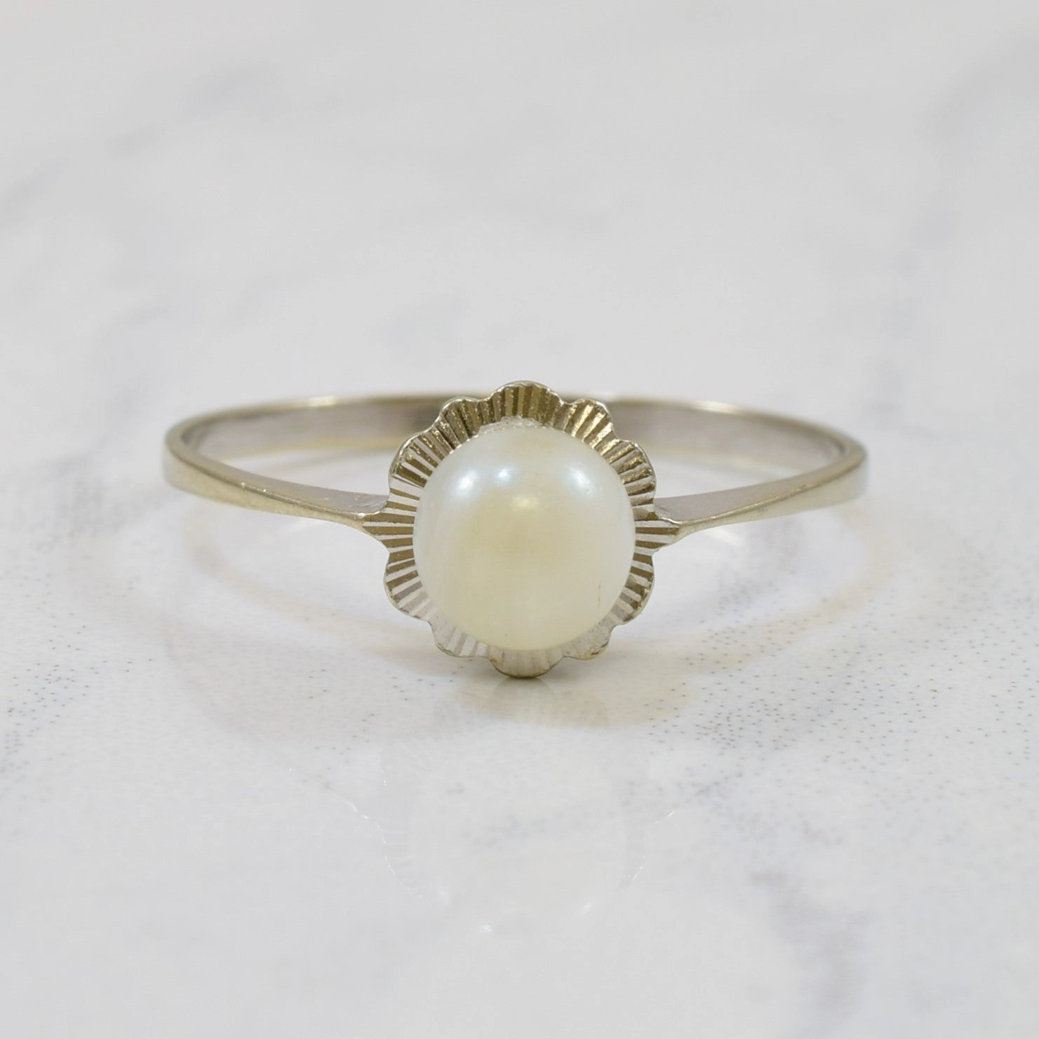 Solitaire Pearl Ring | 0.90ct | SZ 5.75 | Refined Light Wedding guest