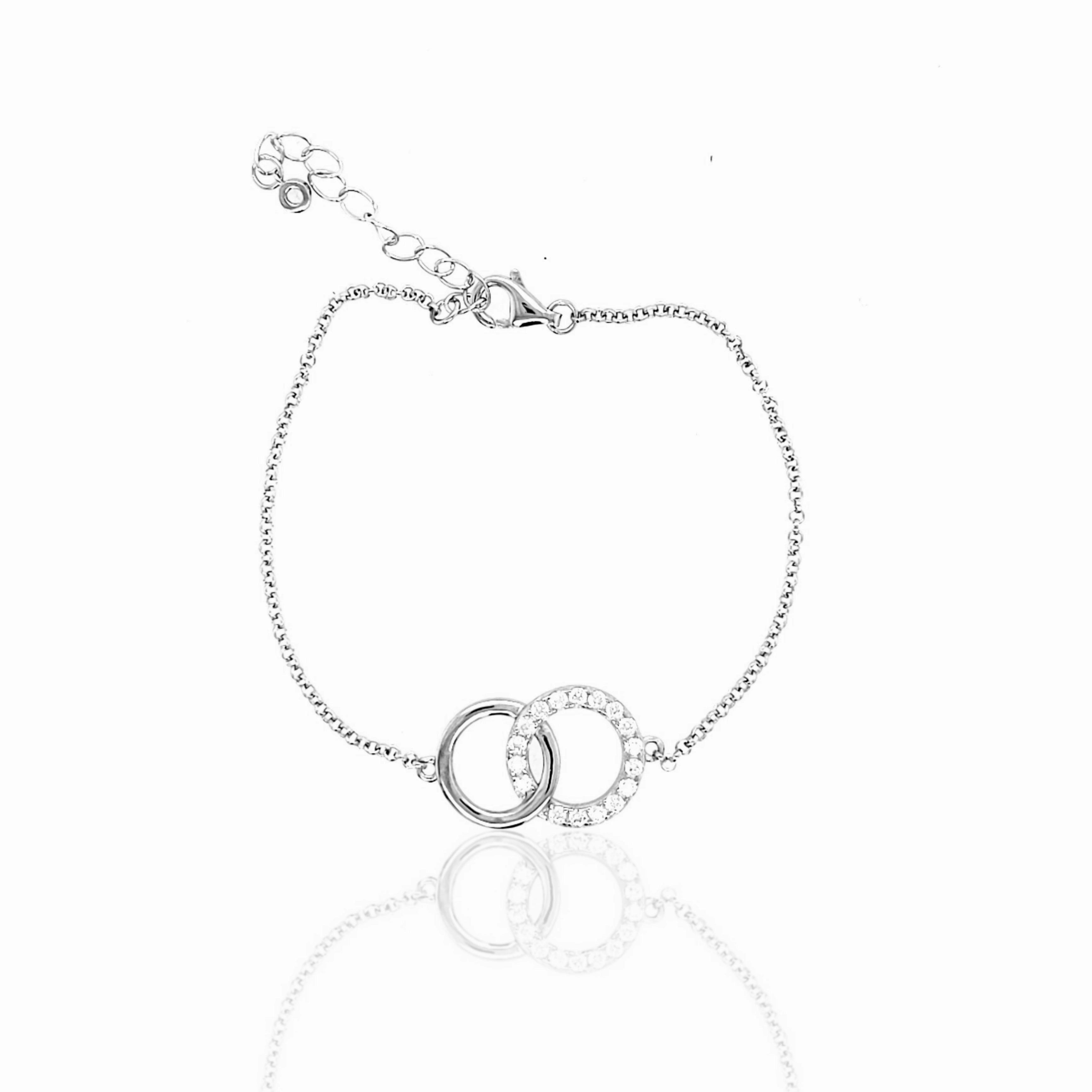 Sustainable fashion Maritime Charm Sterling Silver Interlocking CZ Circle Bracelet