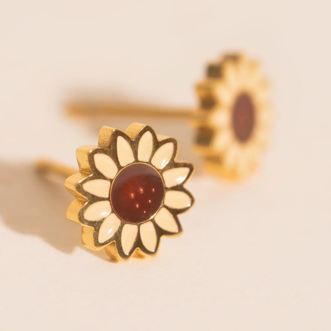 Sunflower Stud Earrings Refined Look Graceful Lines