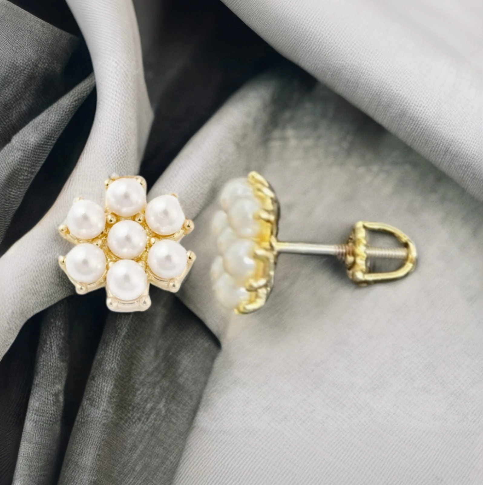 Polygonal Adornment Exquisite Piece Surgical Steel Gold Plated Pearl Cluster Stud Earring